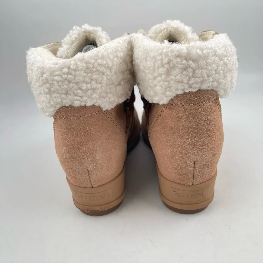 NEW! Sorel Women’s Evie -SZ 9- Cozy Tan Lace-Up Wedge Platform Ankle Booties